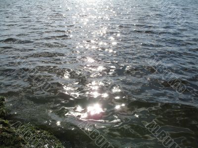 sunshine over the river