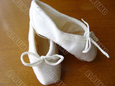 mini ballet shoes