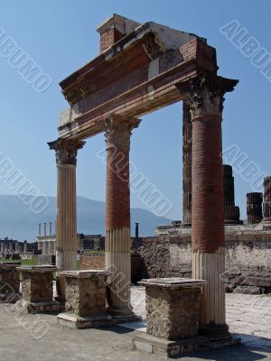 the arch. pompey. italy