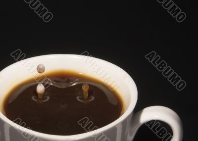 Milk Splash in Coffee