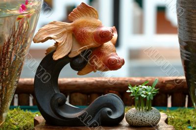 Statue goldfishes