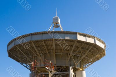 radio telescope