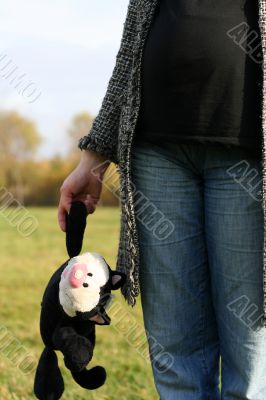 pregnant woman with cat Felix in her hand