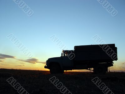 silhouette of lorry