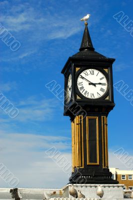 The tower clock, Brighton pier, UK
