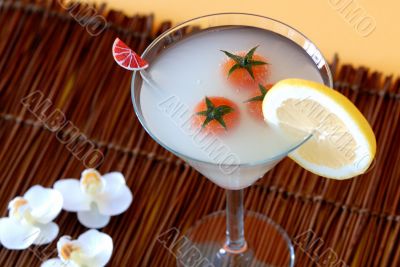 Very great cocktail with lemon