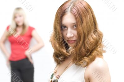 Brunette girl outstrip blond colleague