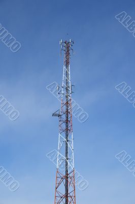 Communications tower