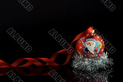 christmas tree ball with ribbon