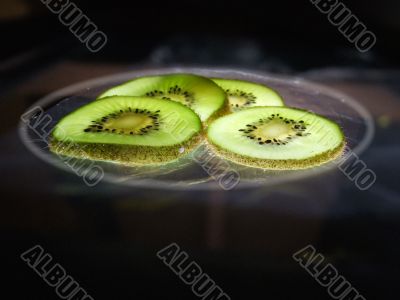 shining kiwi