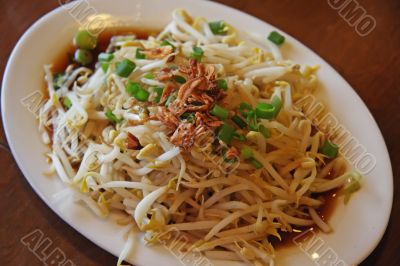 Stir fried beansprouts