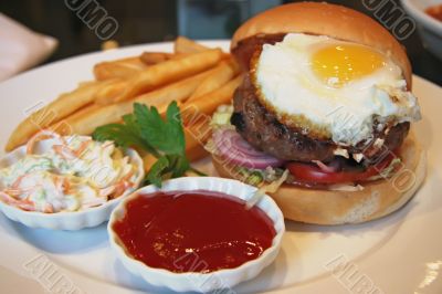 Egg burger