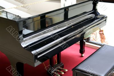 Grand piano