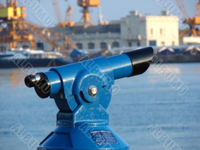 telescopio in port