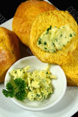 Pumkin Scones With Herb Butter