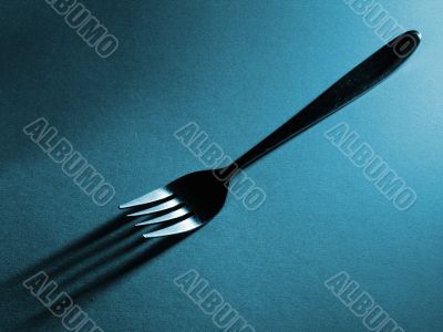 Diagonal fork and shadow