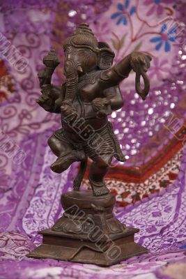 Bronze Ganesha dancing