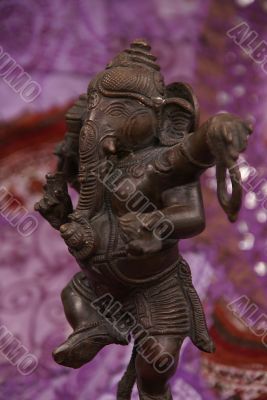 Bronze Ganesha dancing