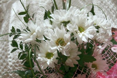 White flowers on the pillow