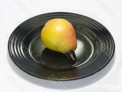 Pear served at Black Japanese plate