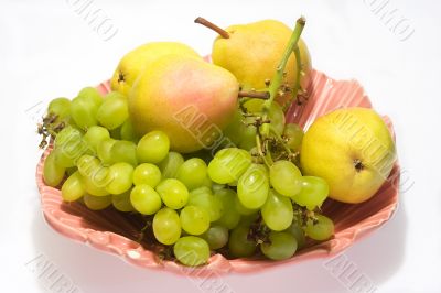 Pears and grapes in pink vase 5