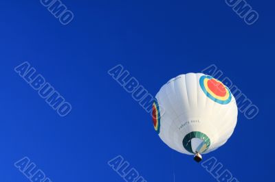 Hot air balloon