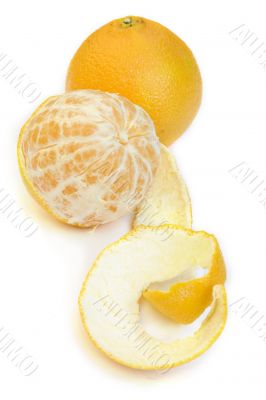 Naked and dressed - still lfe with tangerines