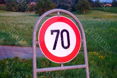 traffic sign speed limit 70 traffic sign speed limit 70