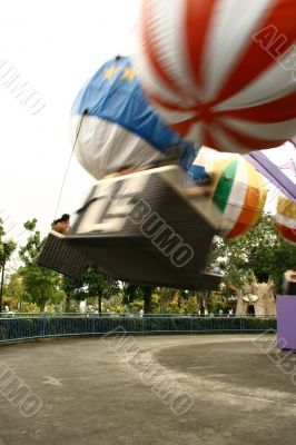 balloon ride in motion
