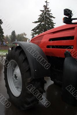 tractor