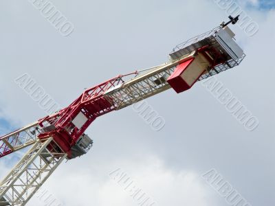 Construction crane