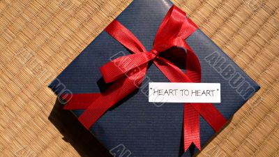 celebration gift heart-to heart