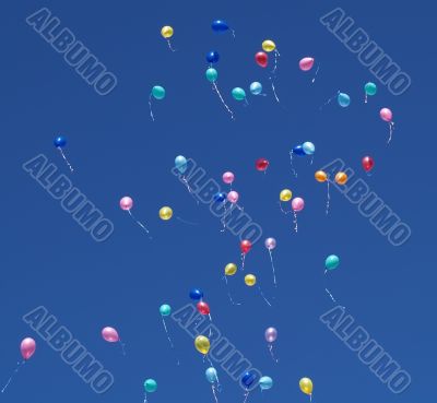 Baloons in sky Baloons in sky
