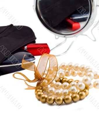 Pearls and makeup set