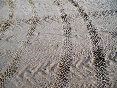 tyre tracks