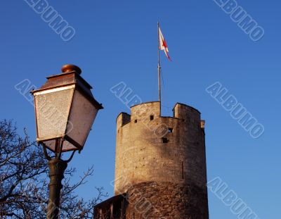 The ancient citadel and the street lamp