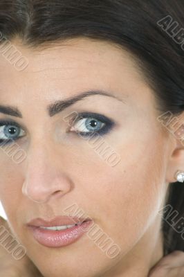 portrait of the brunette with blue eye