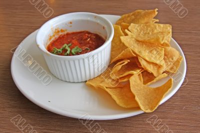 Nachos and salsa