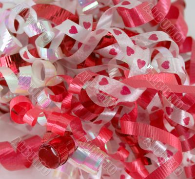 Red and White Valentine Curly Ribbons