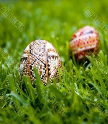 Decorative eggs