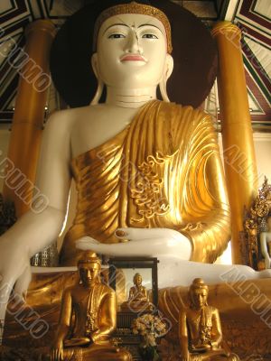 Buddha statue