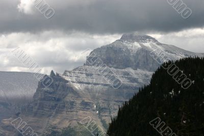 Storm approaching	Logan Pass