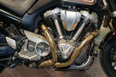 Motorcycle engine