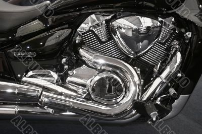 Motorcycle engine