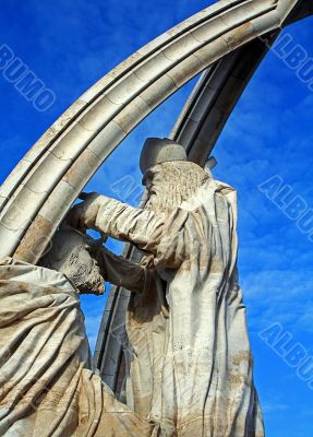 Statue of the priest and ruller