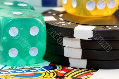 Green Die and black chips Green Die and black chips