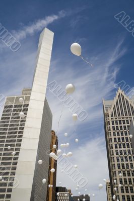 Baloons in the city