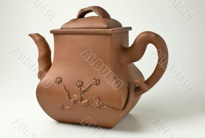 Ancient Chinese clay brewing teapot