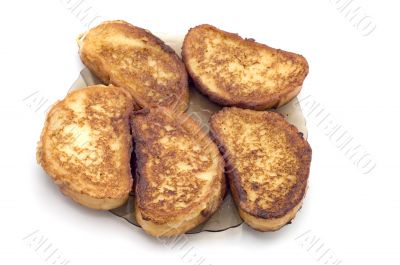 toast in the plate