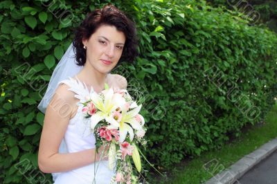 bride with lily flowers